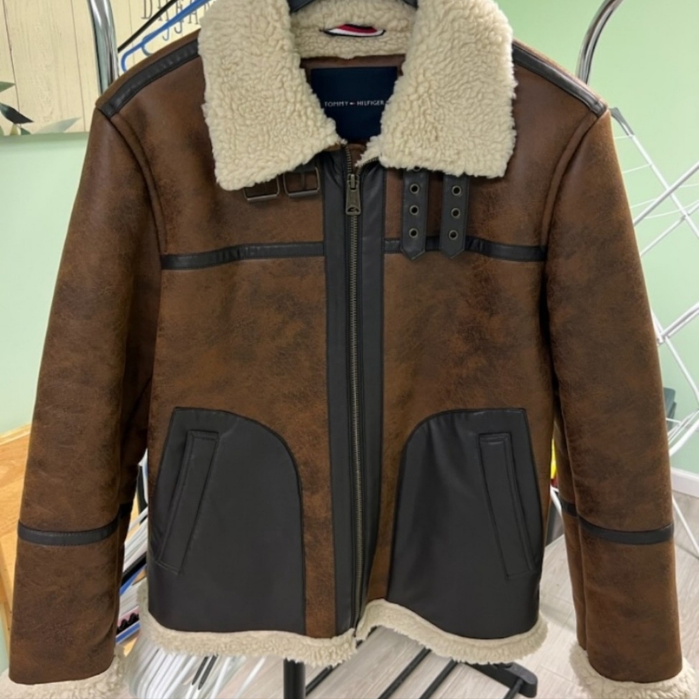Leather Jacket....with sheling fur...Men's